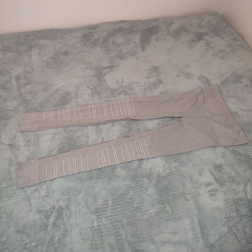 BLANQI Maternity Heather Gray Leggings Stretchy Belly Comfy Cozy Size L